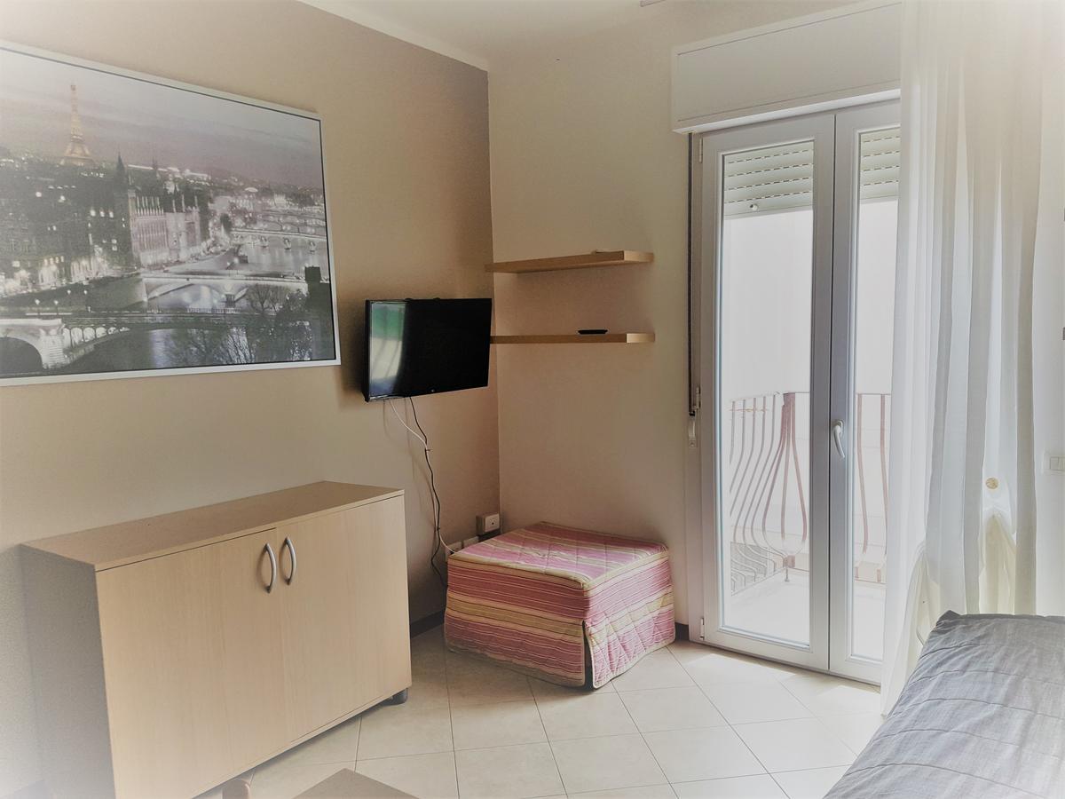 Residence Uno Studio&Suites 리미니 외부 사진
